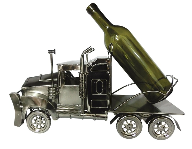 Kovový stojan na víno, motiv kamion