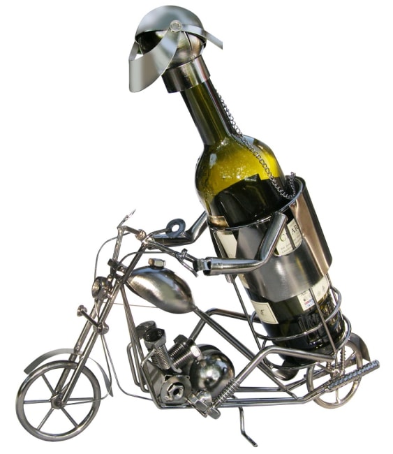 Kovový stojan na víno, motiv motorkář