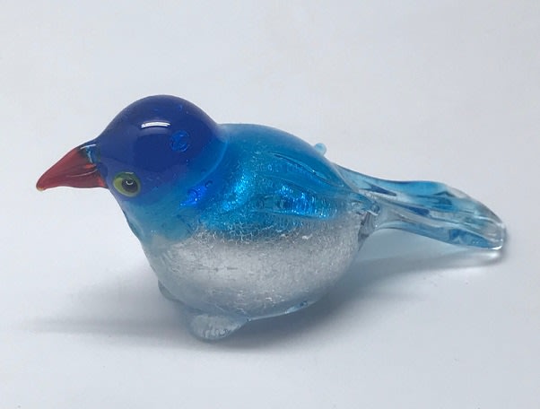 Skleněná figurka ptáček modrý, 70 x 30 x 35 mm