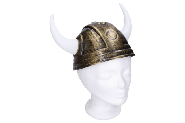 Helma vikingská s rohy